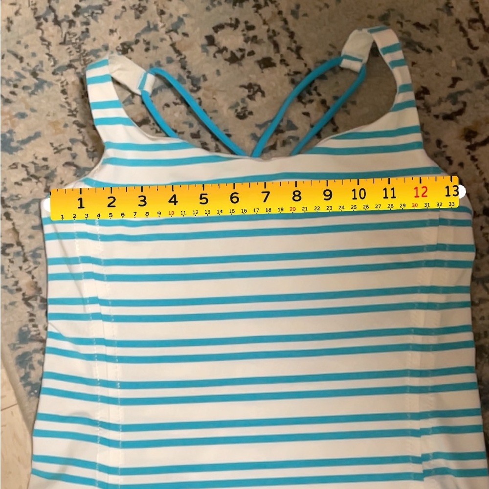 ✨Lululemon Free To Be Tank Striped Spry Blue Size 2 - Picture 12 of 14